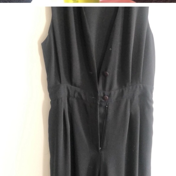 Ann Taylor  Deep V Neck Wide Leg Romper/Jumpsuit Size 14 - Picture 10 of 12
